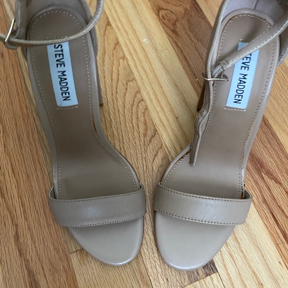 Steve Madden Carrson Block Heel Size 6. - image 5